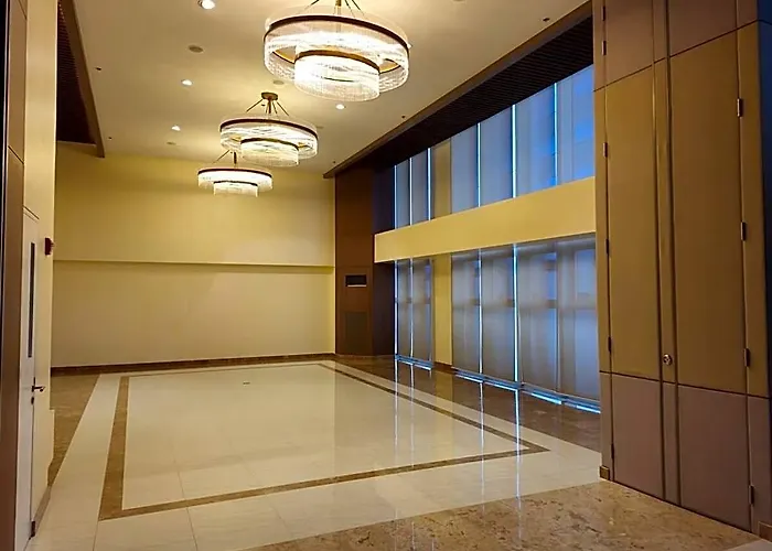 호텔 Modern, Work Desk, Internet, Balcony-park Mckinley 4*