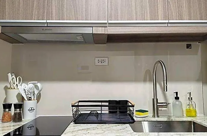 호텔 Modern, Work Desk, Internet, Balcony-park Mckinley 4*
